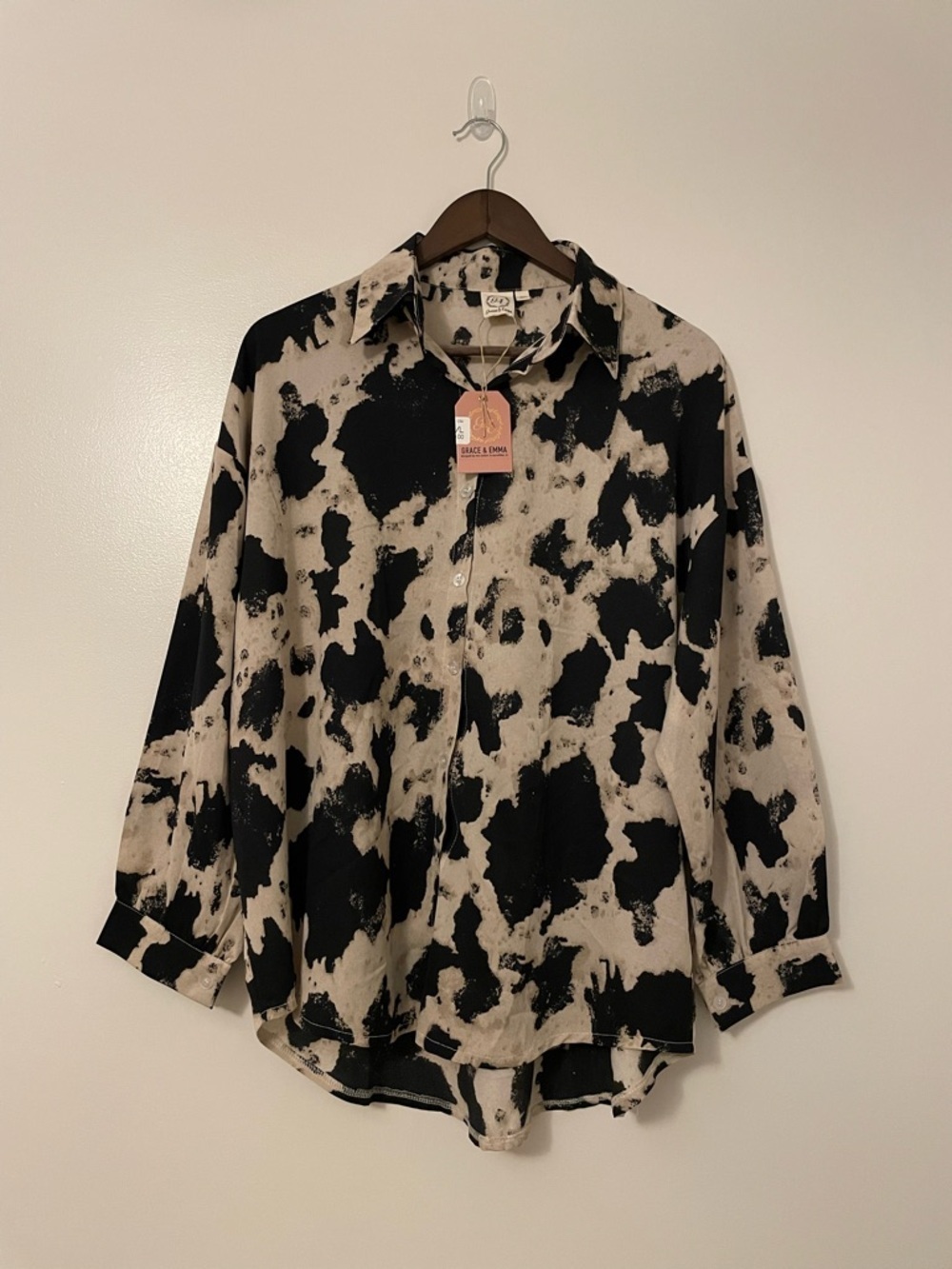 Grace & Emma Cow Print Oversize Swingy Western Cowgirl Button Down Top M/L